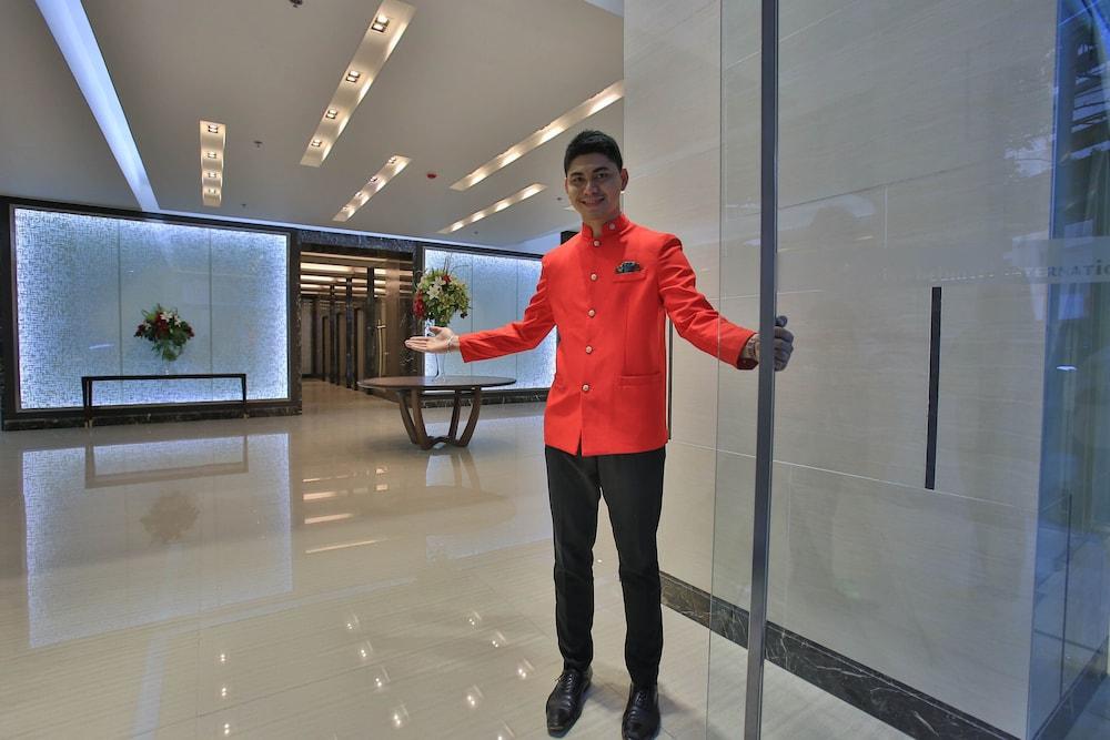 Valero Grand By Swiss-belhotel